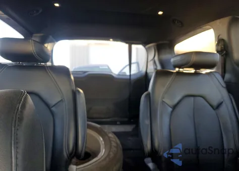 2025 Chrysler Pacifica Select z USA, uszkodzony, nr VIN 2C4RC1BG4SR532651